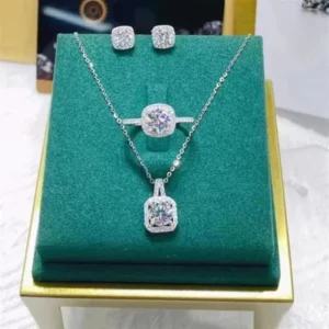 White Cubic Zirconia Jewelry Set with Necklace, Rings & Earrings